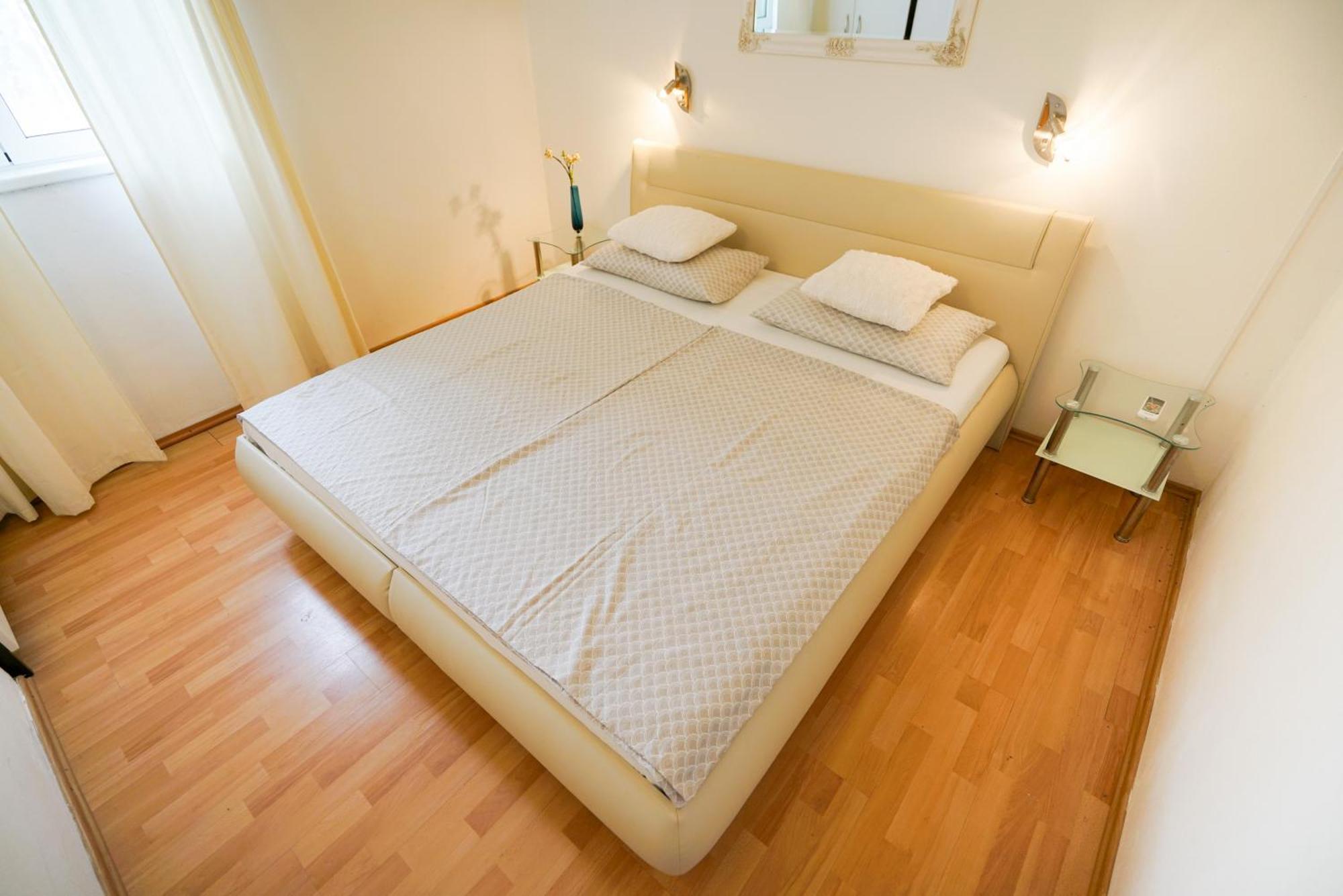 פרקו Apartments Osljak מראה חיצוני תמונה